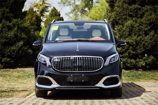 奔驰威霆改装七座商务车私人定制家用