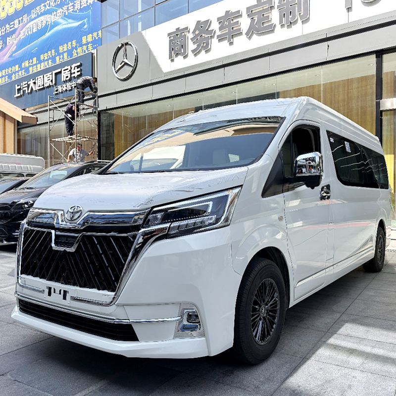 丰田海狮七座商务车 清爽内饰高端大气