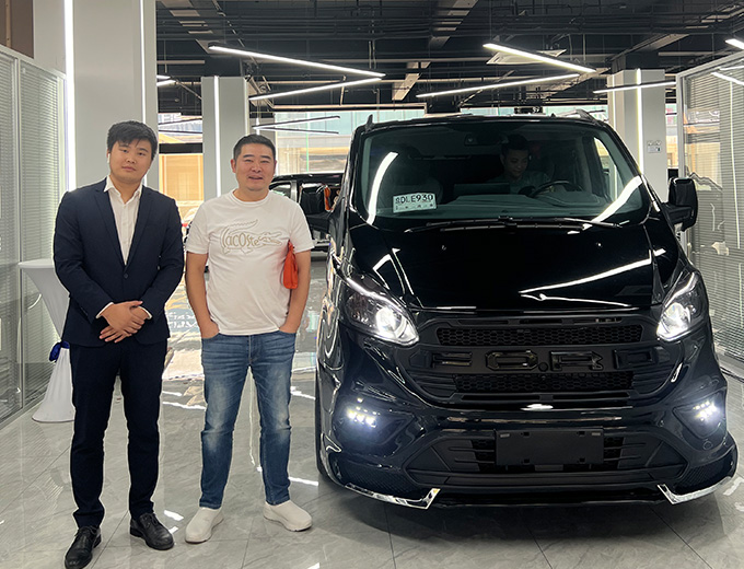 上海李总现金提车福特黑武士YOU